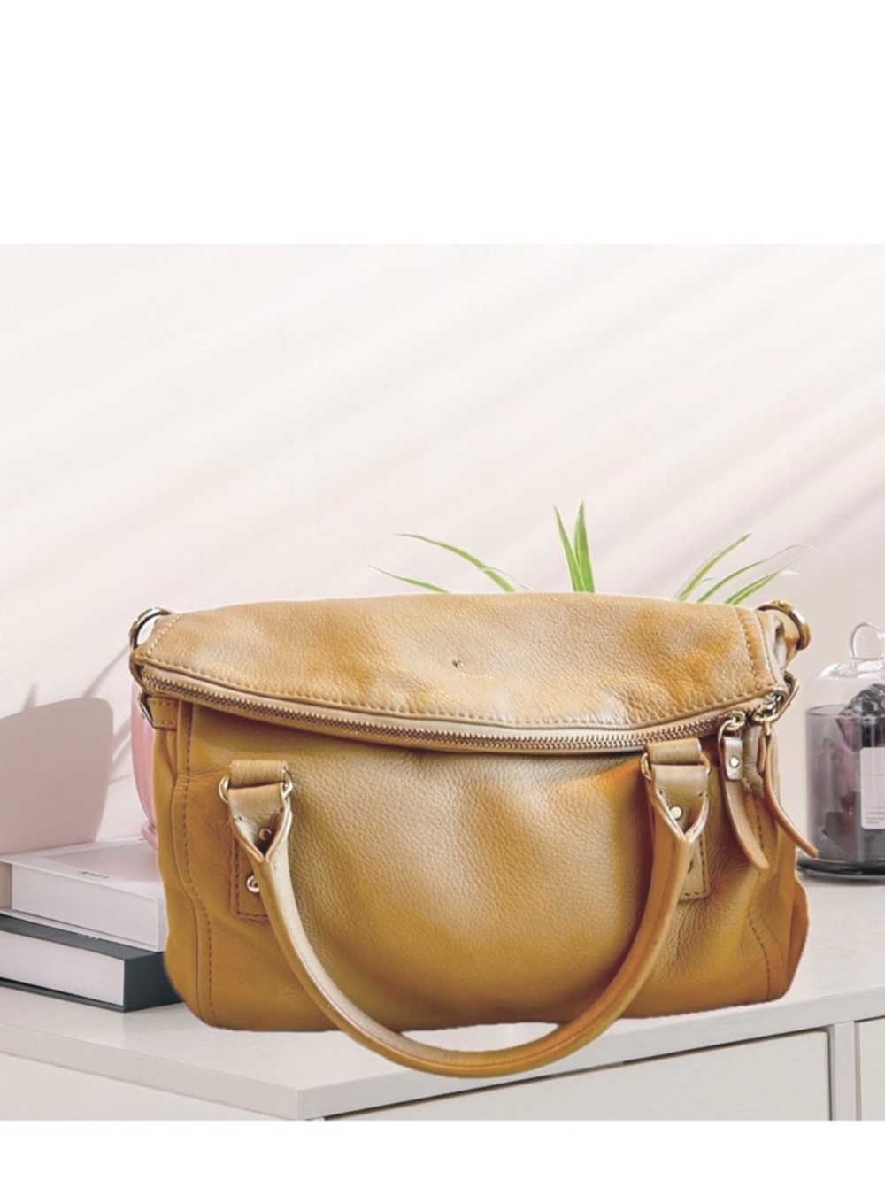 ⚜️♠️⚜️Kate Spade Cobble Hill Beige Leslie leather satchel